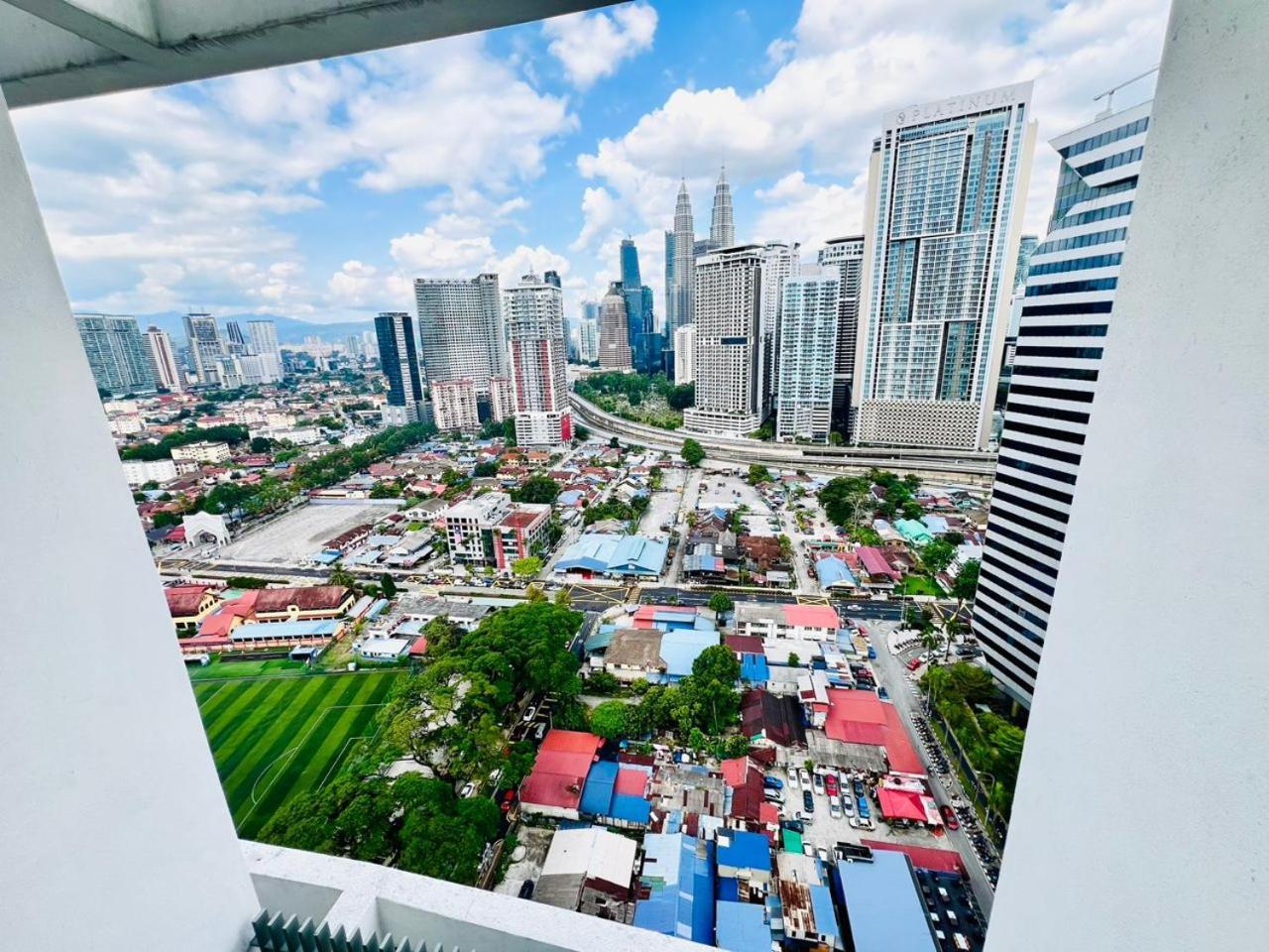 The Luxe Colony Skypool By Tasu Home Kuala Lumpur Buitenkant foto